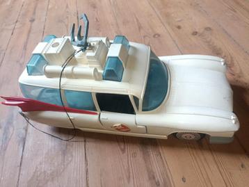 1984 Ghostbusters Ecto-1 columbia pictures beschikbaar voor biedingen