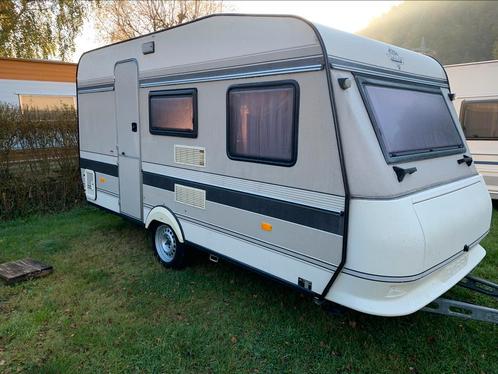 Hobby 420 bh 1991 met voortent, Caravans en Kamperen, Caravans, Particulier, tot en met 3, Treinzit, Hobby, 2 aparte bedden, 4 tot 5 meter