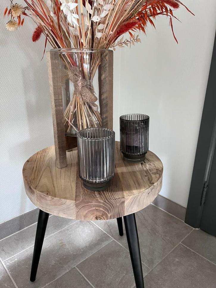Bijzettafel – massief houten blad & stalen poten, Huis en Inrichting, Tafels | Sidetables, Rond, Overige materialen, Ophalen