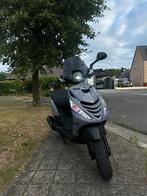 Piaggio zip 4 takt a klasse 50cc, Fietsen en Brommers, Ophalen of Verzenden, Zo goed als nieuw, Zip