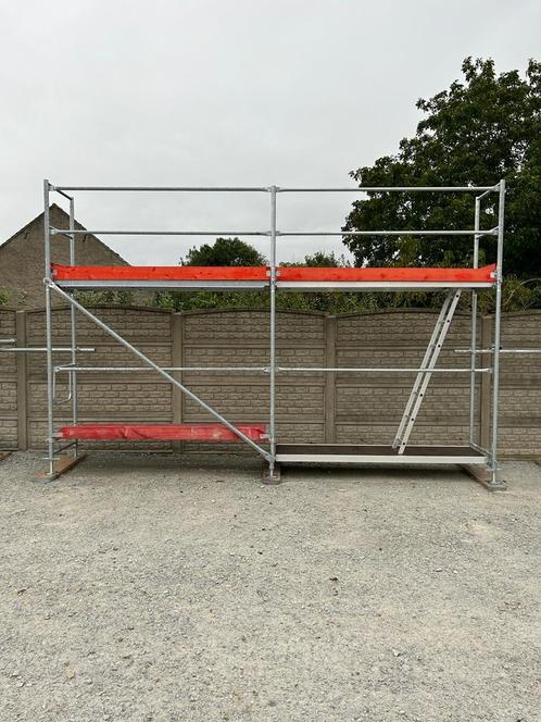 Nieuwe gevelsteiger Plettac | 450 m² | Snelle levering, Doe-het-zelf en Bouw, Steigers, Nieuw, Gevelsteiger, 5 meter of hoger