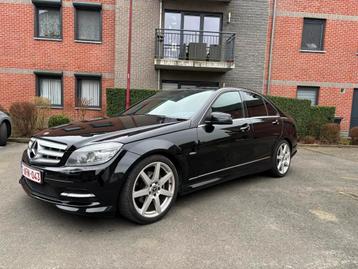 Mercedes classe c w204 automatique Euro 5 pack AMG, Autos, Achat, 4 portes, Automatique, Particulier