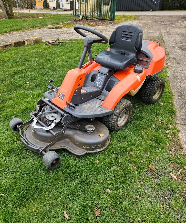 Husqvarna Rider R214T AWD (4X4), Jardin & Terrasse, Tondeuses autoportées, Enlèvement