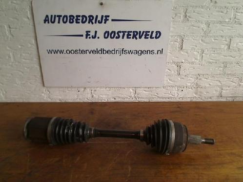 Aandrijfas links-voor van een Volkswagen Transporter, Auto-onderdelen, Remmen en Aandrijving, Volkswagen, Gebruikt, 3 maanden garantie