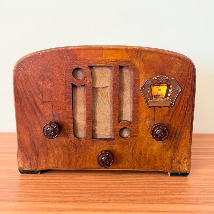 ART DECO BUIZENRADIO NUMERIEKE KOEPELRADIO ‘30 VINTAGE RADIO, Antiek en Kunst, Antiek | Tv's en Audio, Verzenden