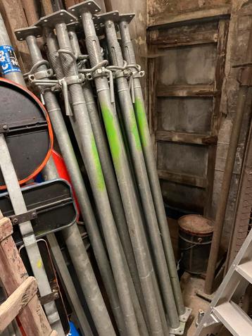 Gegalvaniseerde zware schoren beschikbaar voor biedingen