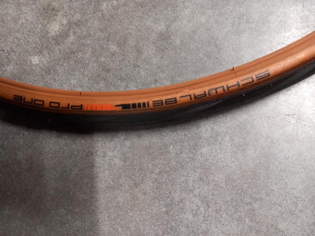 Shwalbe  4 stuks ,42 euro nieuwprijs nu 25 euro st, Fietsen en Brommers, Fietsen | Racefietsen, Ophalen