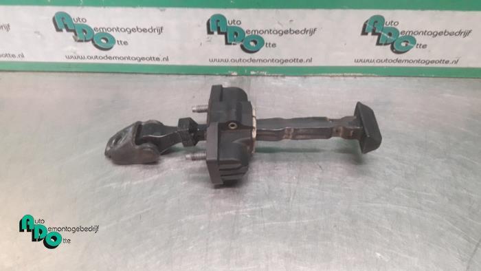 Deurvanger 4Deurs rechts-achter van een Renault Captur (Capt, Auto-onderdelen, Carrosserie, Renault, Gebruikt, 3 maanden garantie