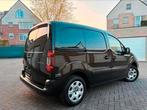 Peugeot Partner | 12 Maanden Garantie |24 Dkm |Benzine|2016|, Voorwielaandrijving, Stof, https://public.car-pass.be/vhr/3358060d-8109-4c8f-a090-49a0655d3861