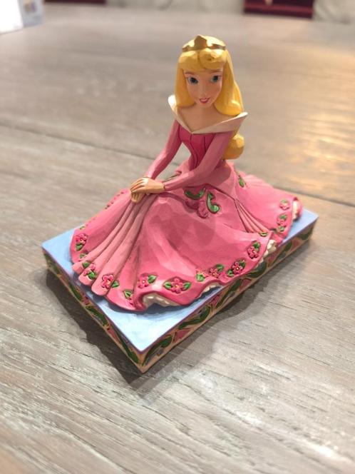 disney traditions beeldjes, Verzamelen, Beelden en Beeldjes, Zo goed als nieuw, Fantasy, Ophalen