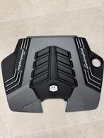 Lamborghini engine cover, Enlèvement