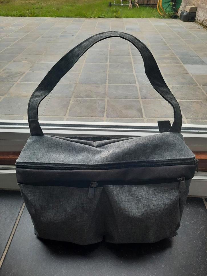 Compacte zak / luiertas Bugaboo voor aan buggy, Kinderen en Baby's, Luiertassen, Zo goed als nieuw, Ophalen of Verzenden