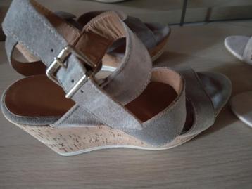 Dames sandalen maat 39 beschikbaar voor biedingen