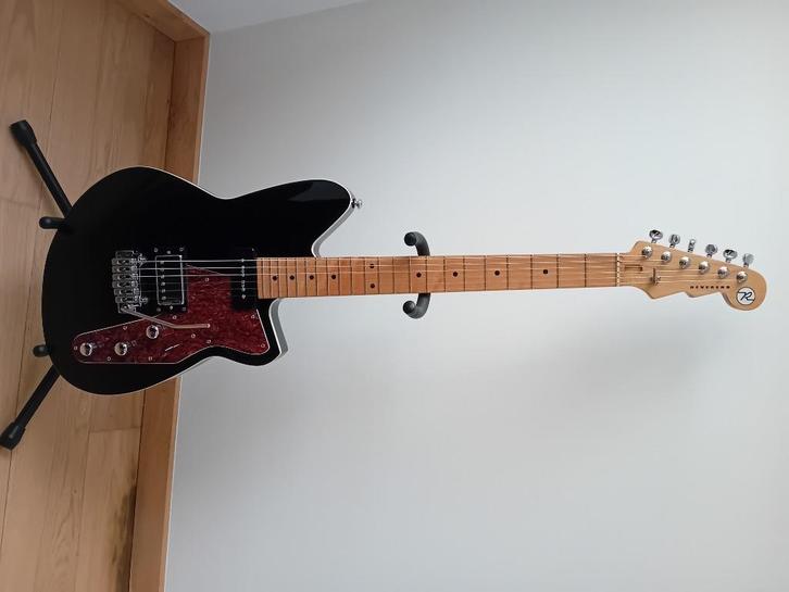 Reverend Double Agent (wilkinson trem) midnight black, Muziek en Instrumenten, Snaarinstrumenten | Gitaren | Elektrisch, Zo goed als nieuw