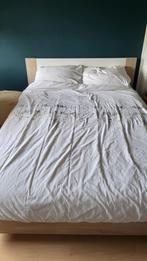 Meubels, Huis en Inrichting, Slaapkamer | Bedden, Ophalen, Tweepersoons, 140 cm, Hout