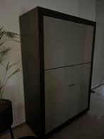 Bruine barkast, Huis en Inrichting, Ophalen, 150 tot 200 cm, Zo goed als nieuw, Met deur(en)