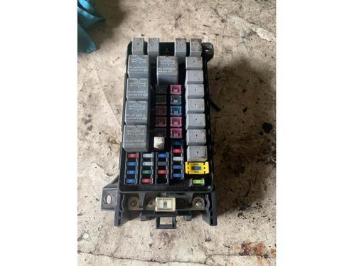 Zekeringkast van een Kia Carnival, Auto-onderdelen, Elektronica en Kabels, Kia, Gebruikt, 3 maanden garantie, Ophalen of Verzenden