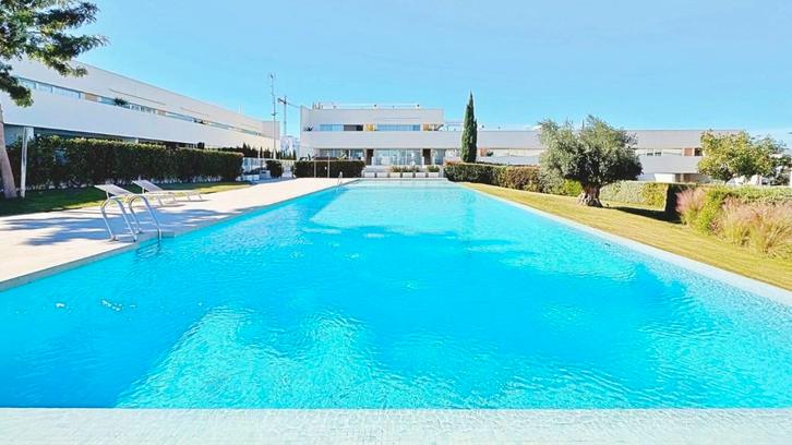 Penthouse moderne près de la réserve naturelle/Torrevieja, Immo, Étranger, Espagne, Appartement, Autres