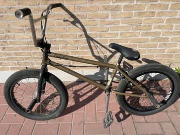Kink BMX olijf groen beschikbaar voor biedingen