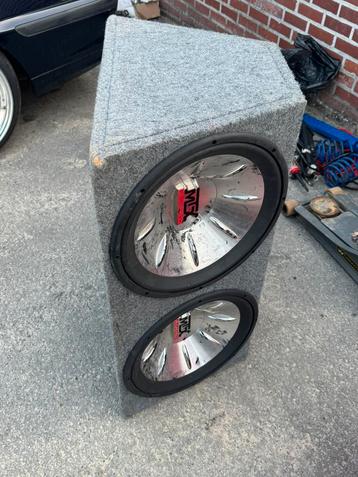 Dubbele Subwoofer mtx beschikbaar voor biedingen