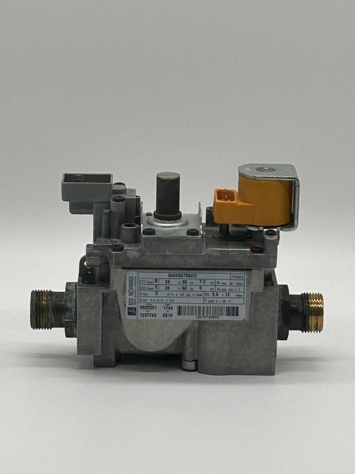 Nefit Buderus gasblokken, Doe-het-zelf en Bouw, Chauffageketels en Boilers, Gebruikt, Onderdeel, Ophalen of Verzenden