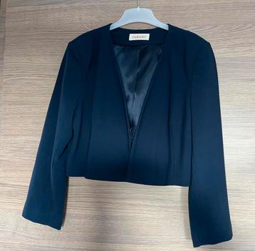 Veste bleu marine 42 beschikbaar voor biedingen