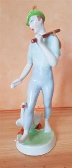 Figurine en porcelaine peinte à la main, Antiquités & Art, Enlèvement ou Envoi