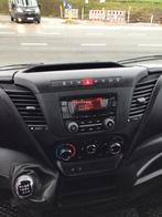 iveco daily l4 laadbak 2022 11000km 136pk trekhaak 23950e ex, Auto's, Bestelwagens en Lichte vracht, Trekhaak, 4 cilinders, Iveco