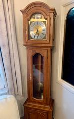 Klassieke staande klok met Kieninger uurwerk – eiken kast, Antiek en Kunst, Ophalen