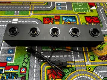 Lamparmaturen voor 5x E27 lamp. NIEUW in verpakking @ 1 euro beschikbaar voor biedingen