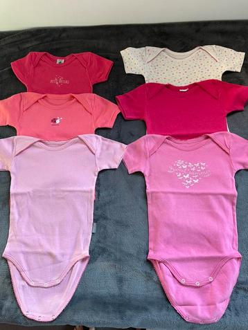 Absorba en Petit Bateau 6 lichamen in zeer goede staat beschikbaar voor biedingen