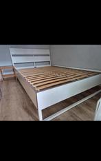 Ikea bedframe 140x200, Huis en Inrichting, Slaapkamer | Bedden, Ophalen, 140 cm, Zo goed als nieuw, Twijfelaar