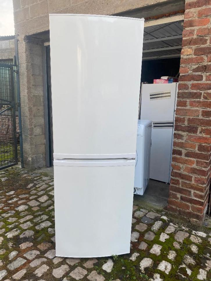 Grand Frigo congélateur combiné ( 1m75 ), Electroménager, Réfrigérateurs & Frigos, Utilisé, Avec compartiment congélateur, 200 litres ou plus