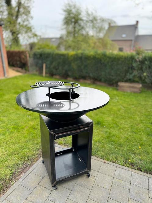 BBQ Plancha Brasero Corten, Tuin en Terras, Houtskoolbarbecues, Zo goed als nieuw, Ophalen