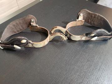 Allerlei western items  beschikbaar voor biedingen