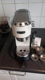 Espresso apparaat Delonghi Dedica, Afneembaar waterreservoir, Espresso apparaat, Gemalen koffie, Ophalen