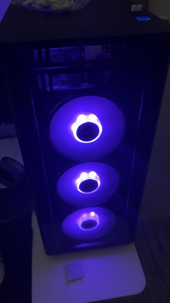 HIGH END SETUP, Computers en Software, Desktop Pc's, Zo goed als nieuw, SSD, Gaming, Ophalen