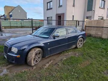 Chrysler 300 c met keuring 7500 zonder keuring 6000 beschikbaar voor biedingen