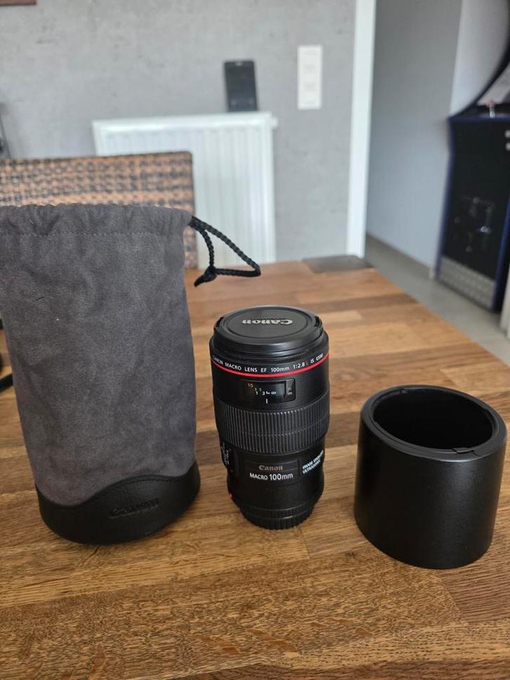 Canon Macro lens EF 100MM 1:2.8 L IS USM. PRIJS VERLAAGD!!!, Audio, Tv en Foto, Foto | Lenzen en Objectieven, Zo goed als nieuw