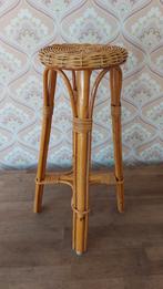 Vintage rotan plantenstaander, Ophalen, Zo goed als nieuw