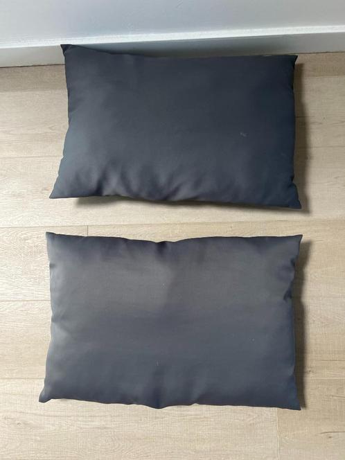 Donkergrijze kussens met afneembare hoezen – set van 2, Huis en Inrichting, Woonaccessoires | Kussens, Nieuw, Grijs, Rechthoekig
