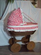 WIEG (LAGE PRIJS), Ophalen, Gebruikt, Wieg