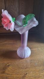 Kleine vaas in de vorm van een bloem, Overige kleuren, Ophalen of Verzenden, Minder dan 50 cm, Glas