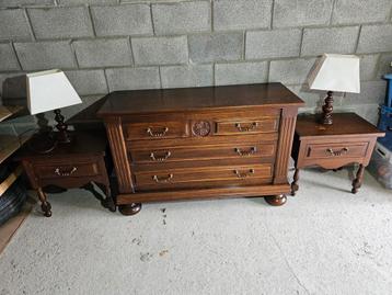 Commode + 2 tables de nuits + 2 lampes de chevets, Enlèvement, Comme neuf