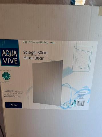 Aqua Vive 80cm spiegel (nieuwprijs:85€) beschikbaar voor biedingen