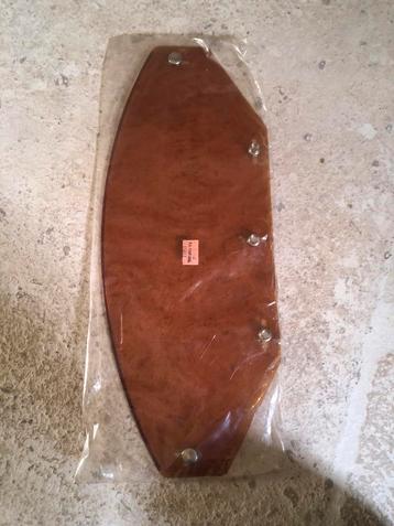 Bell helm gekleurd scherm beschikbaar voor biedingen