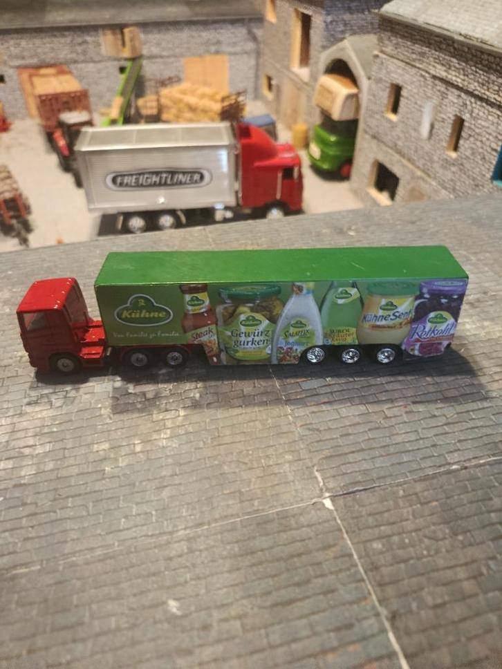 Siku 1:87 oplegger (gratis bij aankoop van €15 of meer), Hobby en Vrije tijd, Modelauto's | 1:87, Gebruikt, Bus of Vrachtwagen