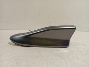 ANTENNE Mitsubishi Outlander (GF / GG) (01-2012/12-2022), Utilisé, Mitsubishi