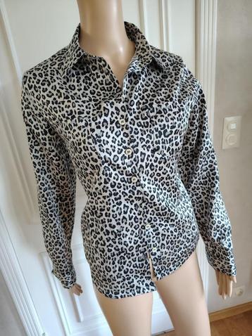leuke animal print blouse met zilveren schijn   beschikbaar voor biedingen
