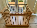 parc en bois avec matelas pour bébé, Ophalen, Zo goed als nieuw, Rechthoekig